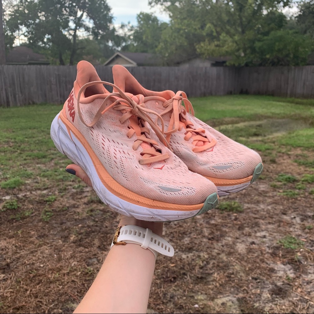 Hoka One One Clifton 8 women’s size 6.5